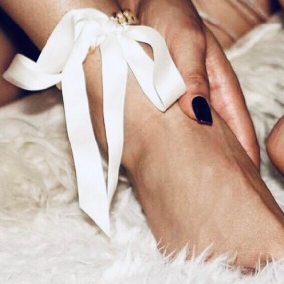 NEW (ONE) Sexy Satin Bow Adjustable Anklet with Chunky Gold Chain OS - Picture 2 of 11